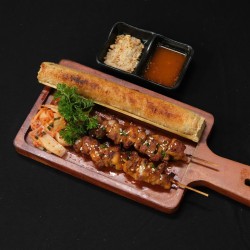 Cơm Lam Thịt Xiên Nướng